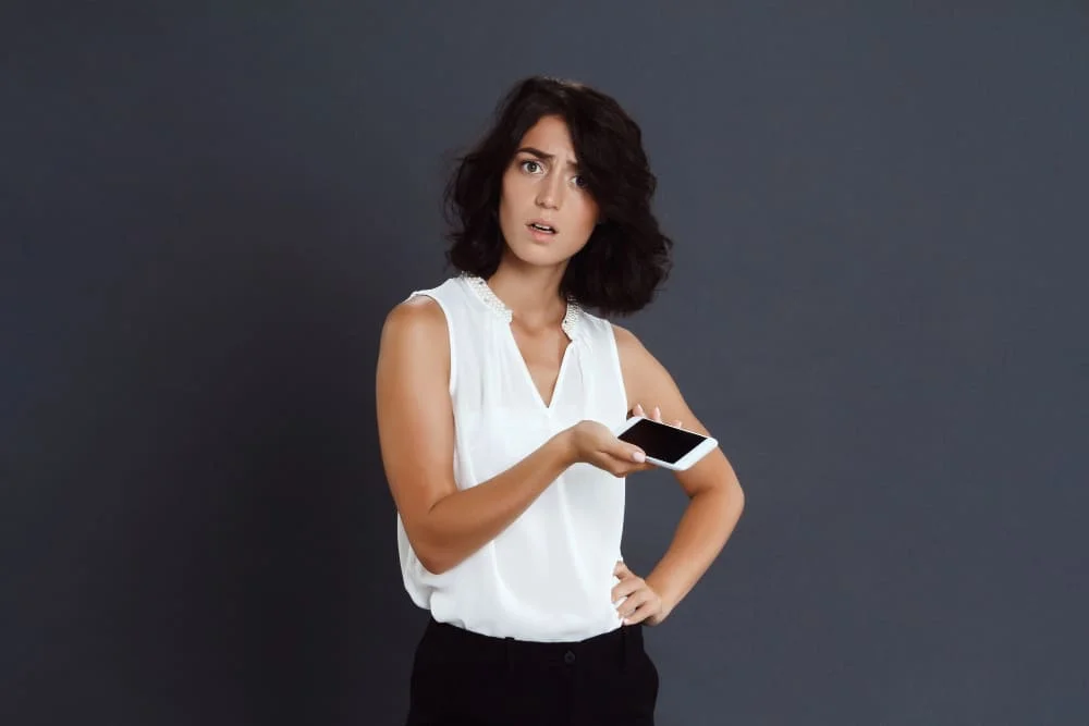 Relationships, Marriage Problems, Infidelity, Marriage Advice
Tags: cheating signs, infidelity, marriage problems, affair warning signs, is he cheating, relationship red flags